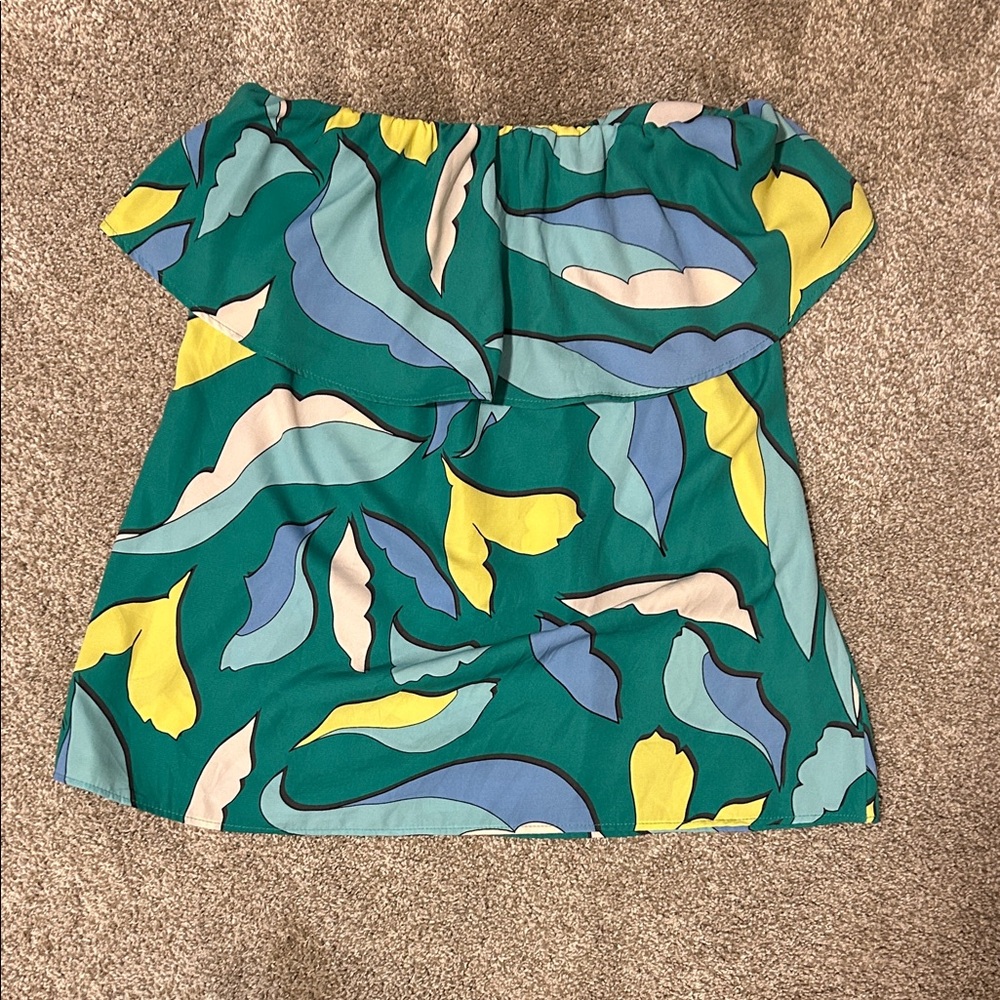 Colorful sleeveless top